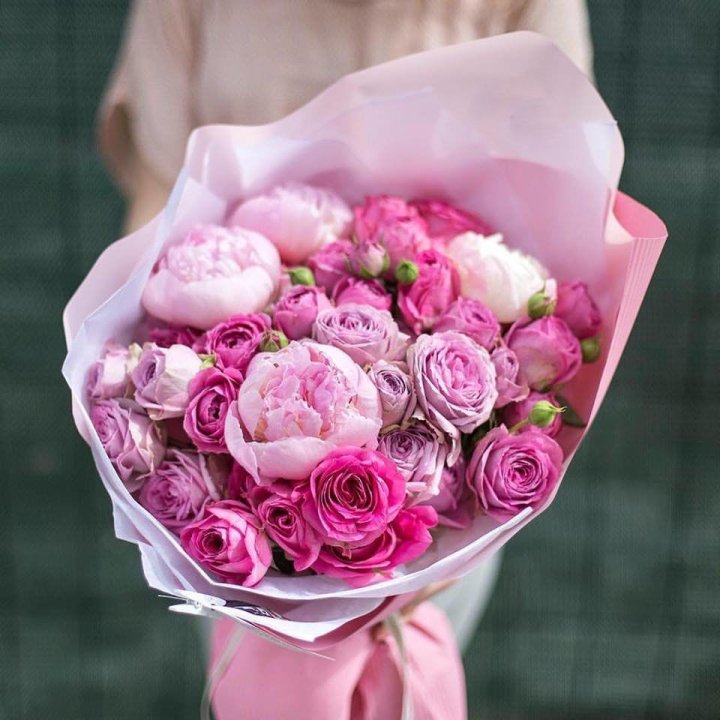 Букет с пионами "Леси" в Астрахани