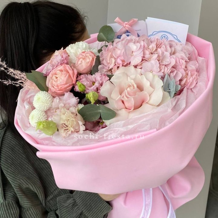 Авторский букет "Пинки" в Астрахани
