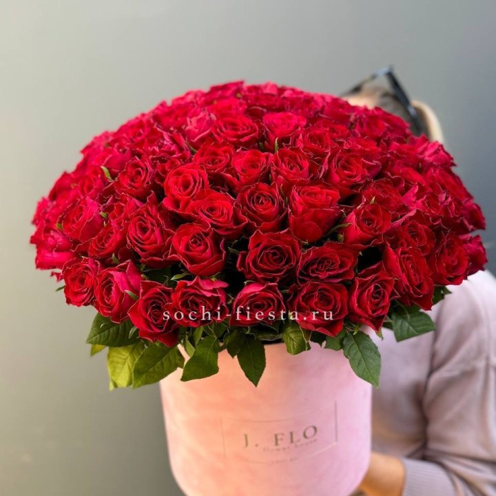 101 кенийская роза в цилиндре в Астрахани