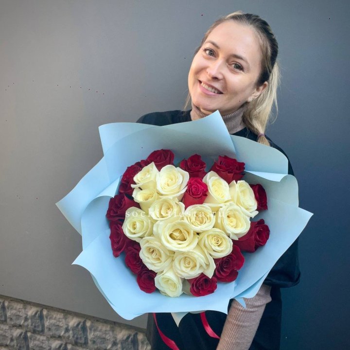 27 роз "Сердце" в Астрахани