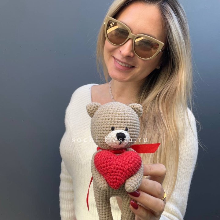 Мишка с сердцем ручной работы в Астрахани