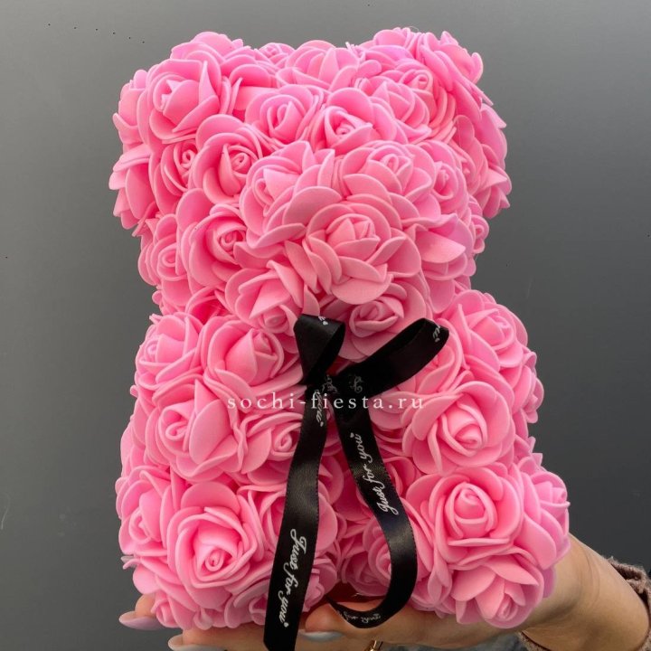 Игрушка медведь из розовых роз в Астрахани