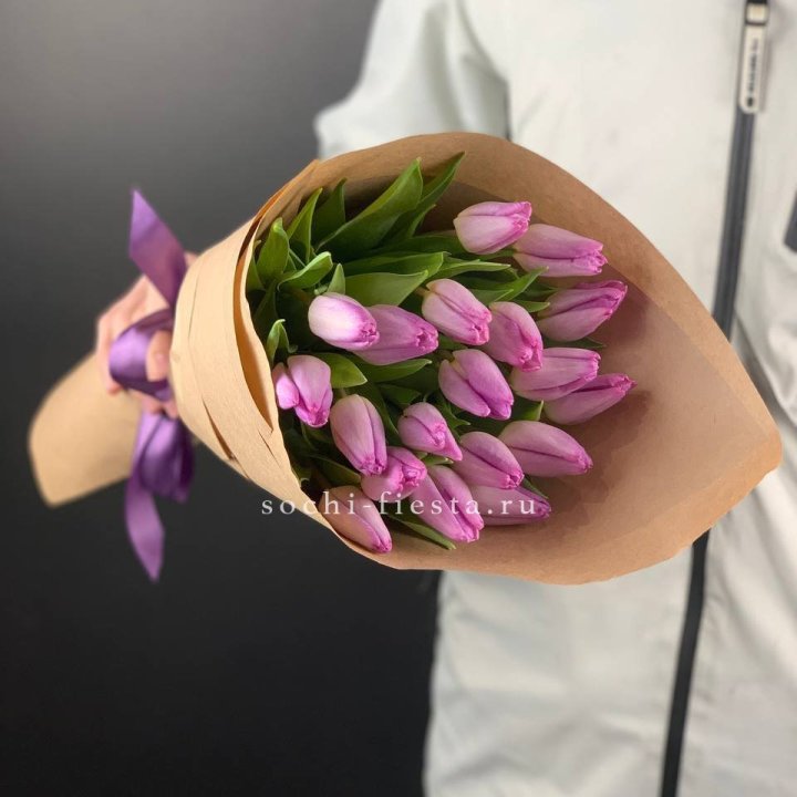 19 розовых  тюльпанов в Астрахани