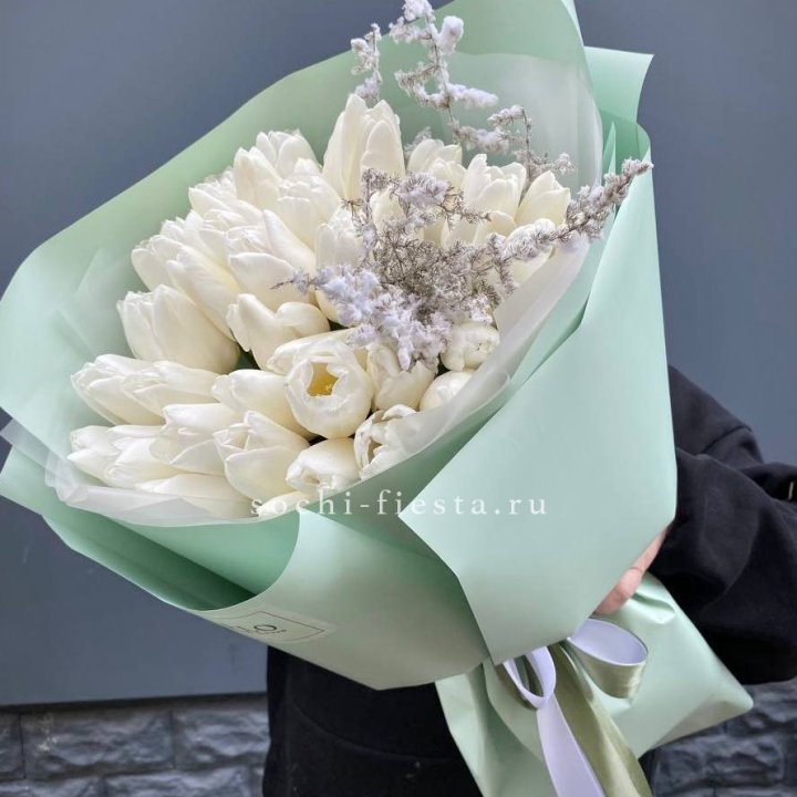 Букет белых тюльпанов "Бьянко" в Астрахани