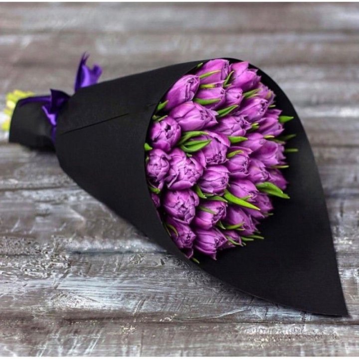 Пионовидные тюльпаны блэк в Астрахани
