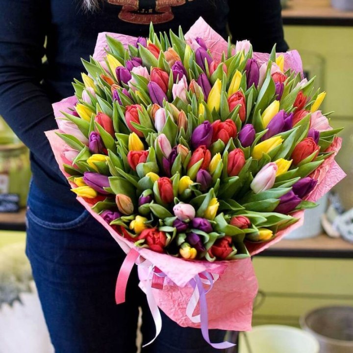 101 тюльпан "Джуси" в Астрахани