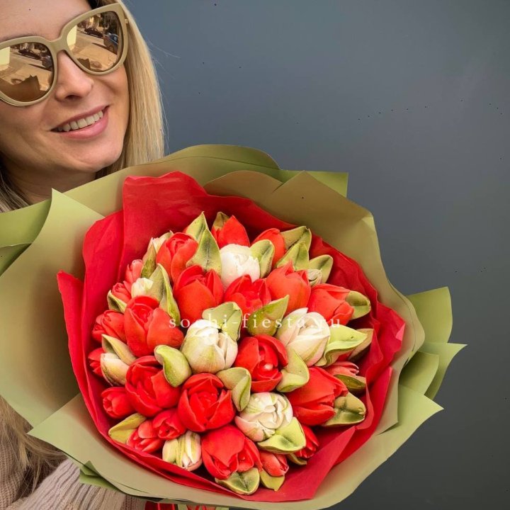 Зефирный букет из тюльпанов в Астрахани